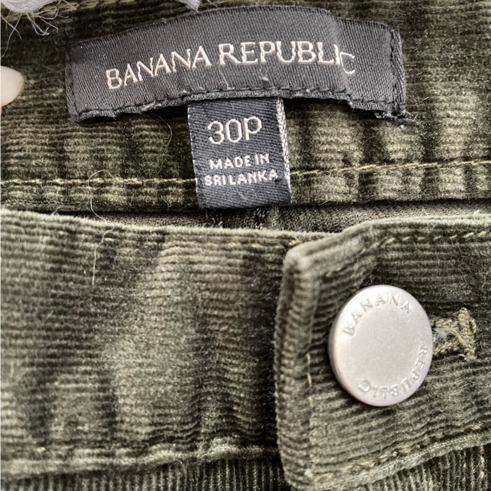 Banana Republic Green Cords. Size 30P - Picture 7 of 7
